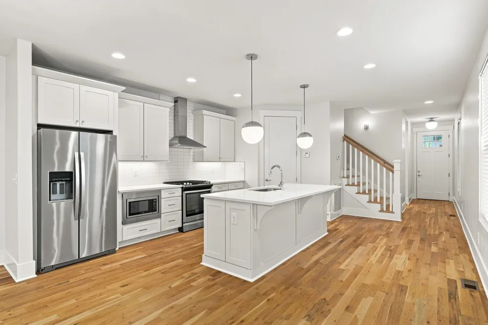 838A Lischey Ave Nashville, TN 37207