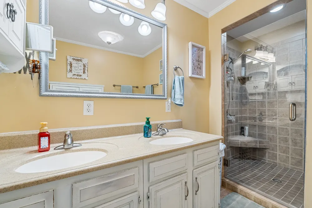 1485 Hillsdale Dr Cookeville, TN 38506