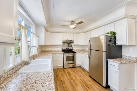 1117 Lexington Parkway