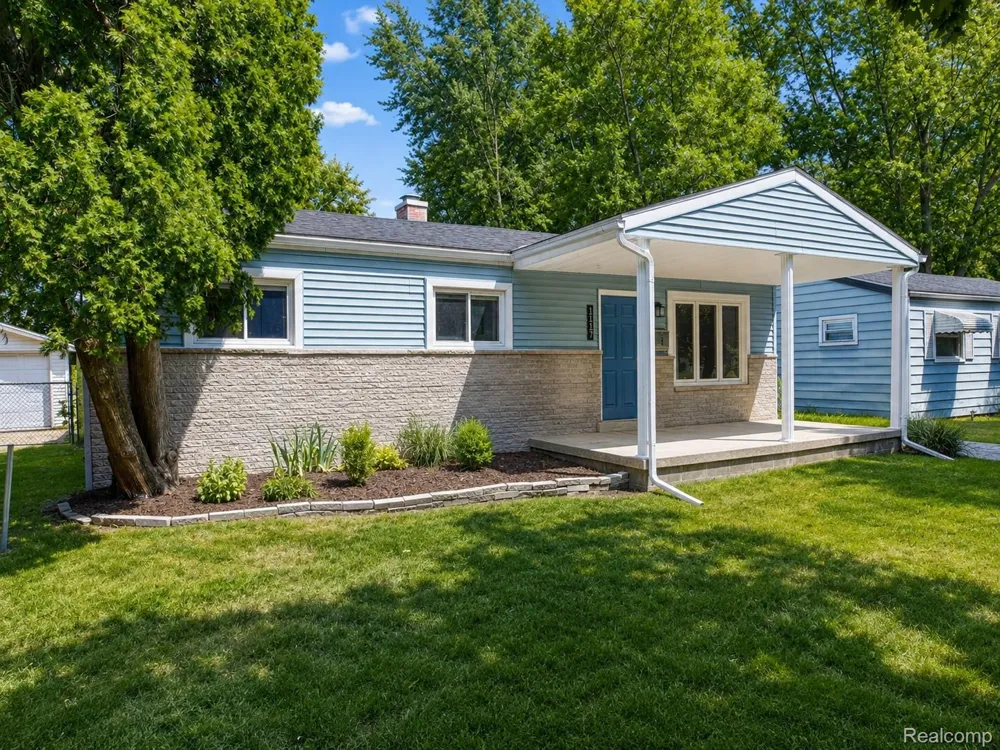 1117 Lexington Parkway Ypsilanti Charter Township, MI 48198