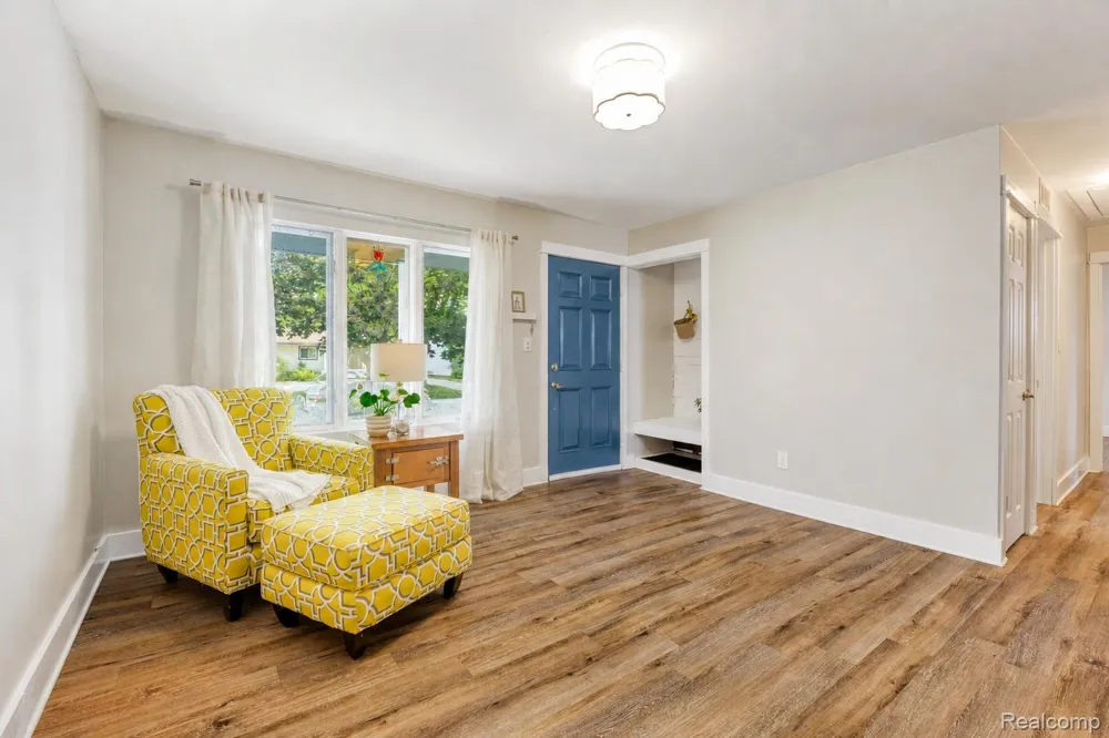 1117 Lexington Parkway Ypsilanti Charter Township, MI 48198