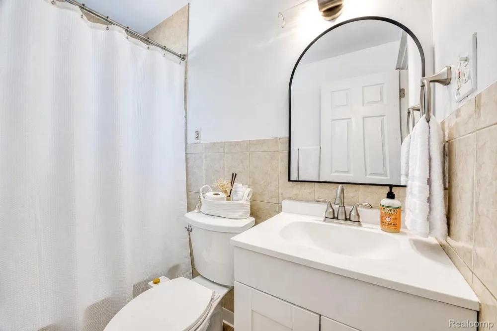 1117 Lexington Parkway Ypsilanti Charter Township, MI 48198