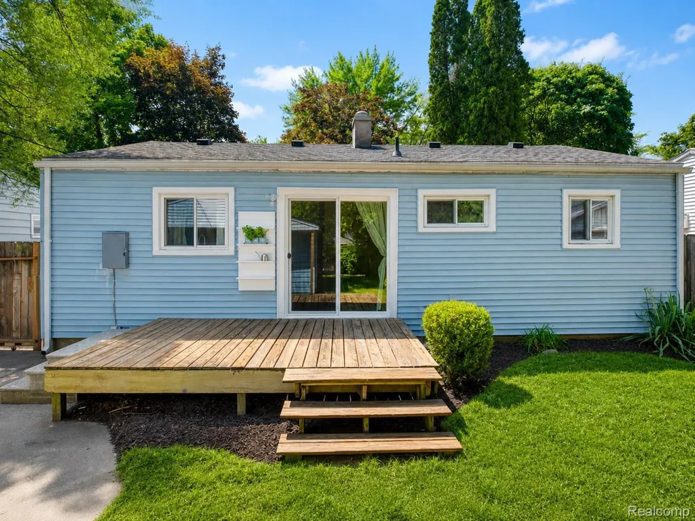 1117 Lexington Parkway Ypsilanti Charter Township, MI 48198