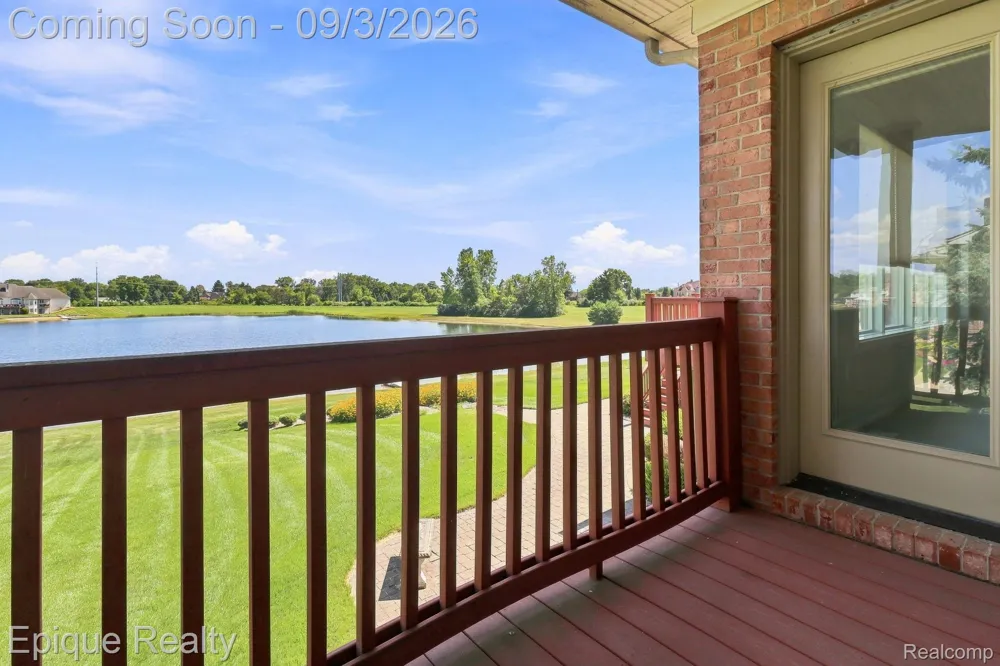 9217 Mirage Lake Drive York Charter Township, MI 48160