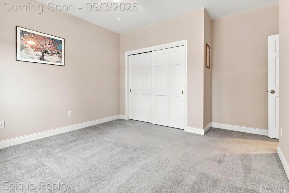 9217 Mirage Lake Drive York Charter Township, MI 48160