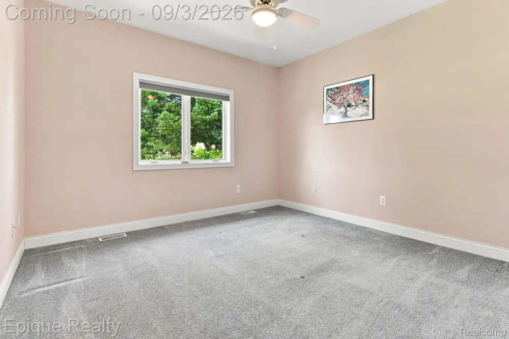 9217 Mirage Lake Drive York Charter Township, MI 48160