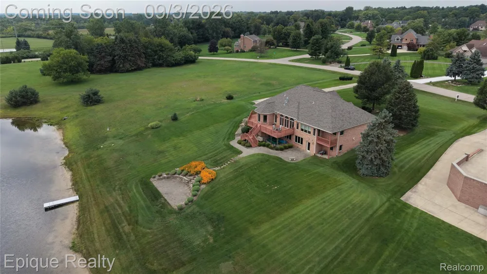 9217 Mirage Lake Drive York Charter Township, MI 48160
