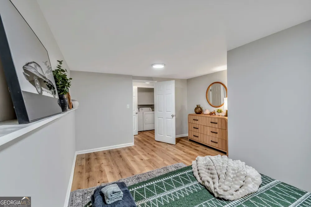 2192 Chartwell DR Marietta, GA 30066