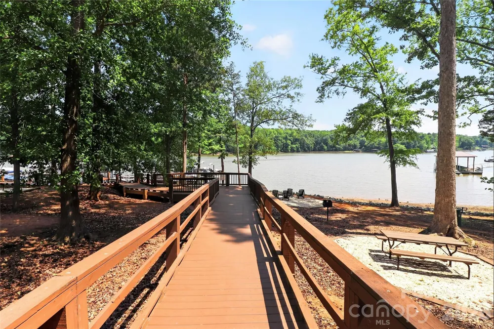 4514 Bright Road Charlotte, NC 28214