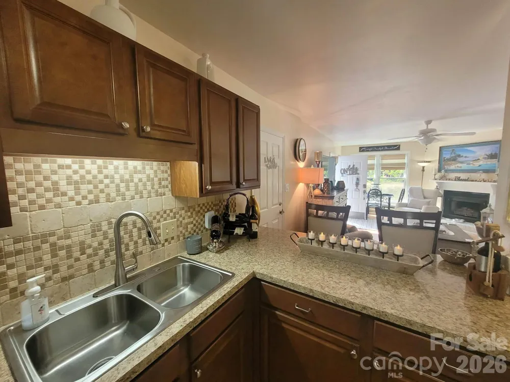 2200 6th Street NW #3B Hickory, NC 28601