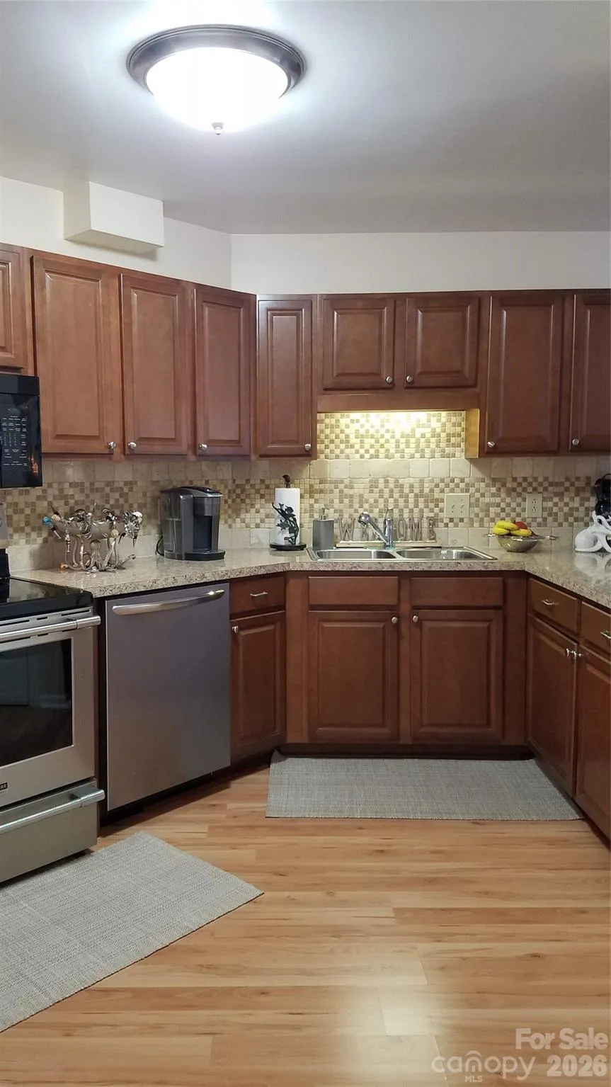 2200 6th Street NW #3B Hickory, NC 28601