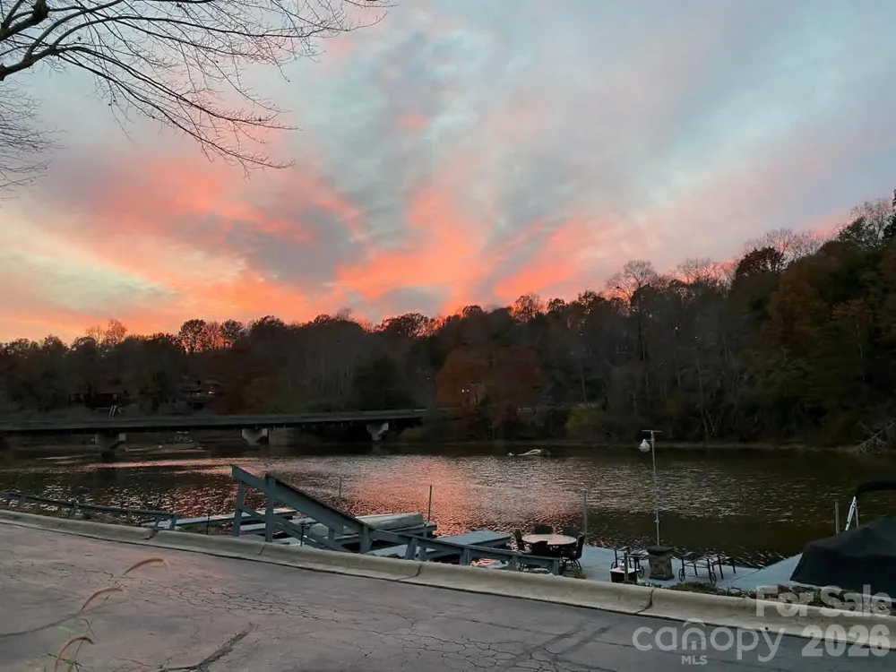 2200 6th Street NW #3B Hickory, NC 28601