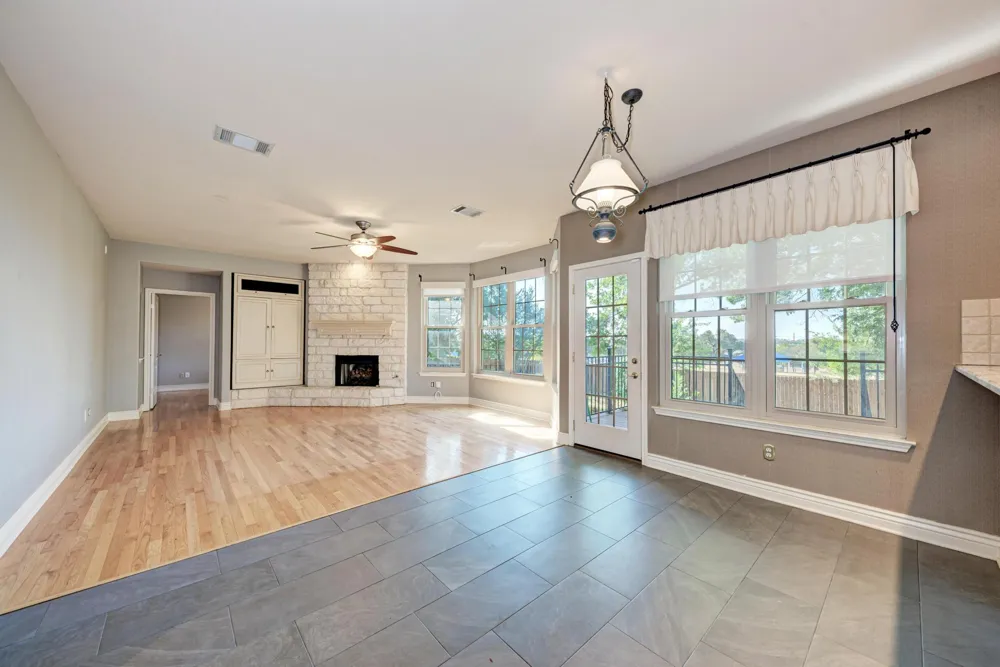 906 Antelope Ridge Cedar Park, TX 78613