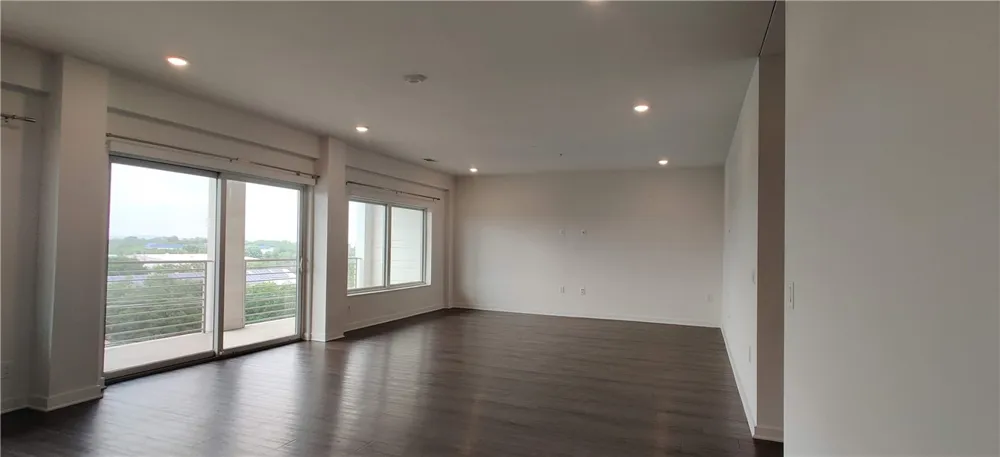 4361 S Congress Avenue #603 Austin, TX 78745