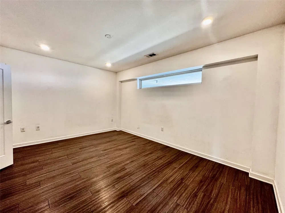 4361 S Congress Avenue #603 Austin, TX 78745