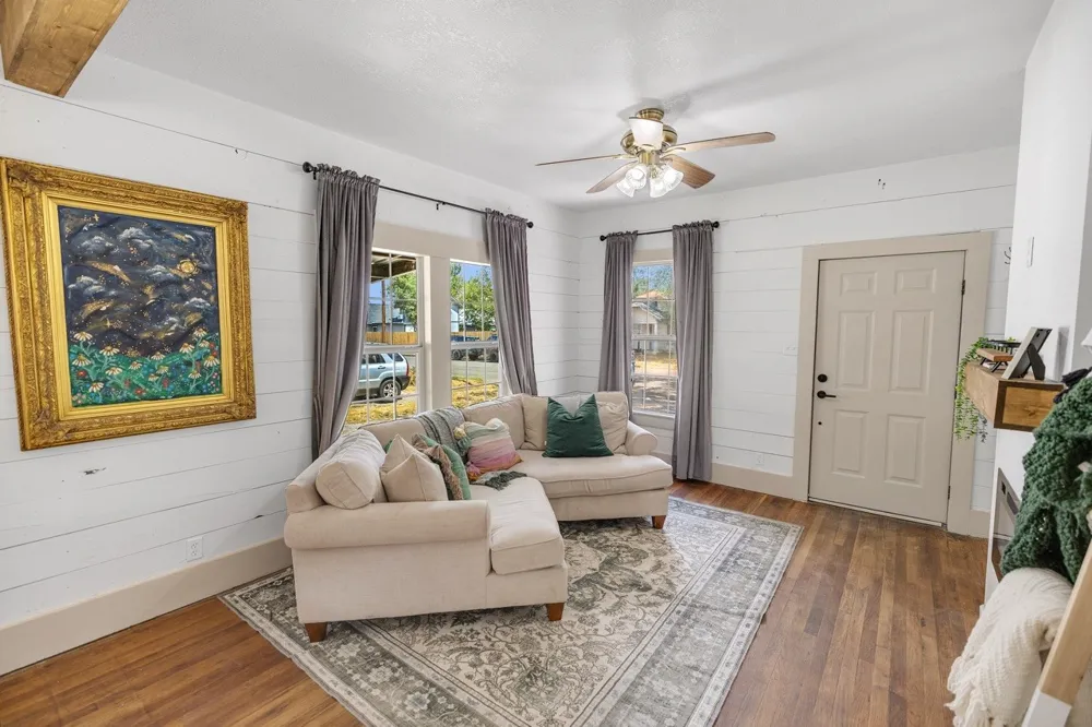 1307 Ave I Brownwood, TX 76801