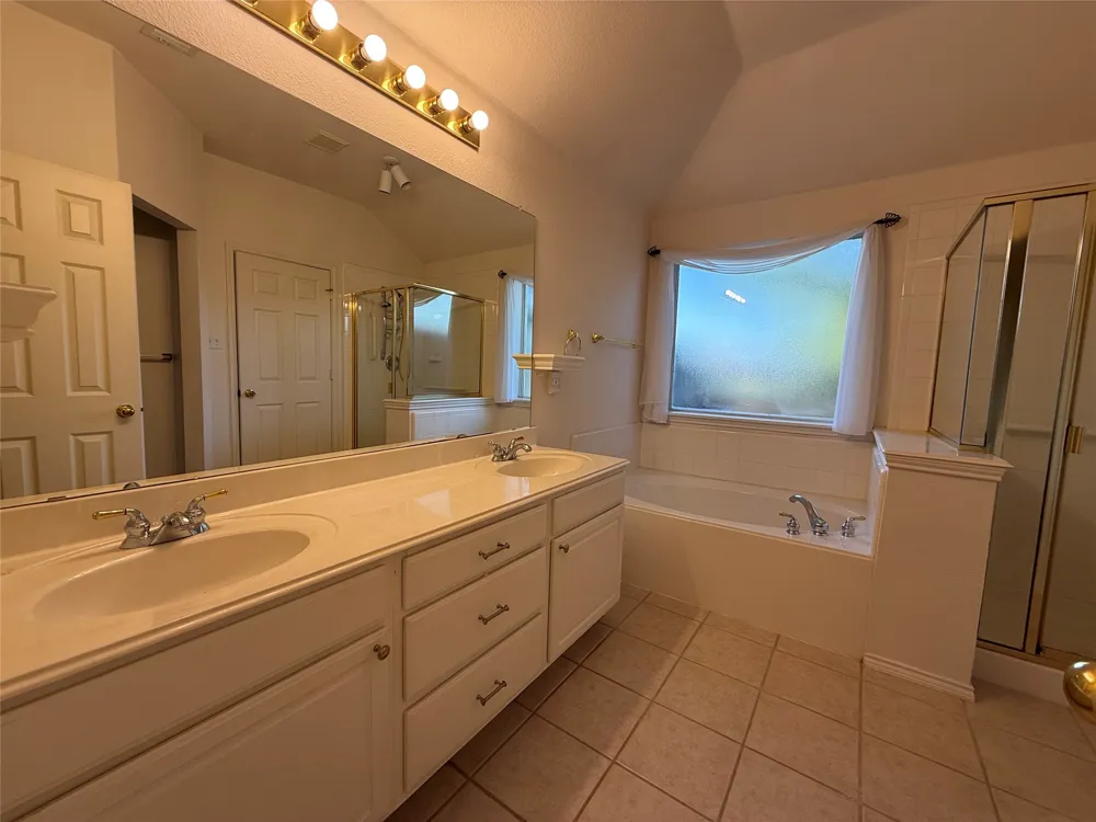 5016 San Jacinto Drive Haltom City, TX 76137
