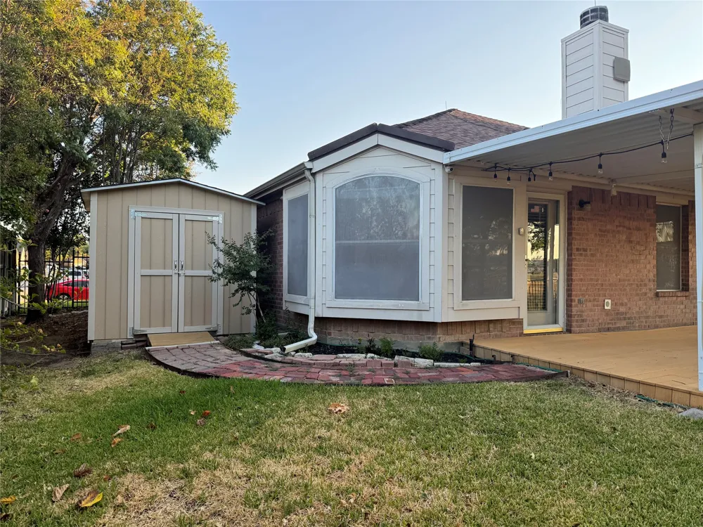 5016 San Jacinto Drive Haltom City, TX 76137