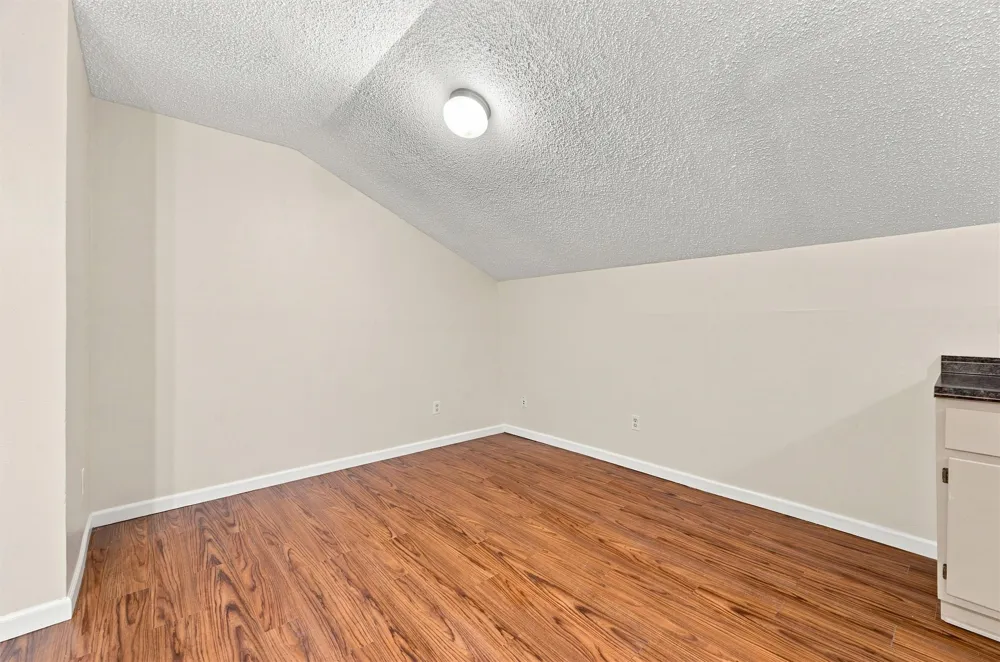 410 W Franklin Street #10 Waxahachie, TX 75165