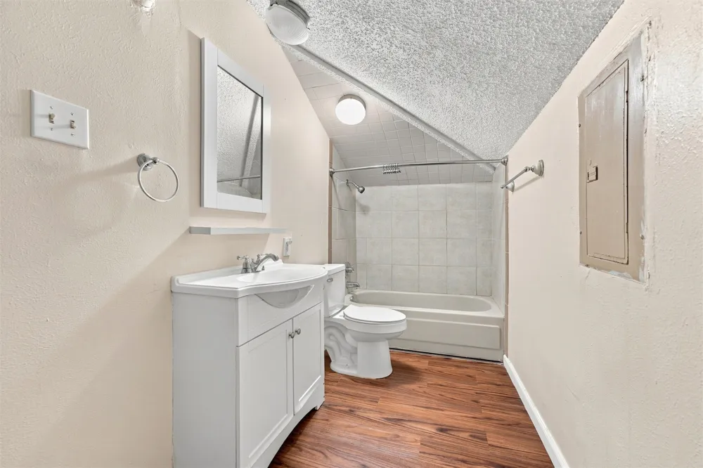 410 W Franklin Street #10 Waxahachie, TX 75165