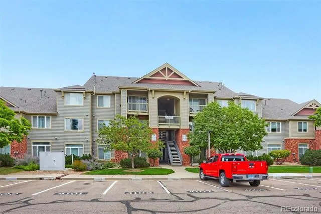 804 Summer Hawk Drive #4203 Longmont, CO 80504