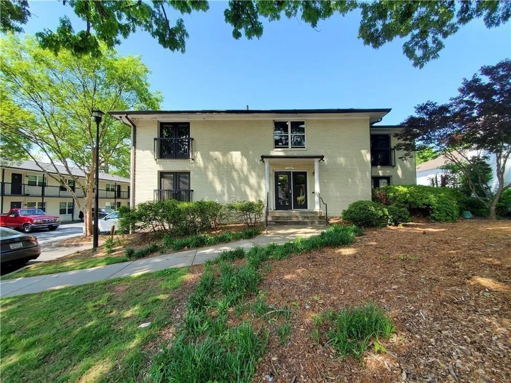 48 Peachtree Avenue #324 Atlanta, GA 30305