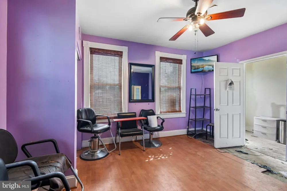 6500 WINDSOR MILL Baltimore, MD 21207