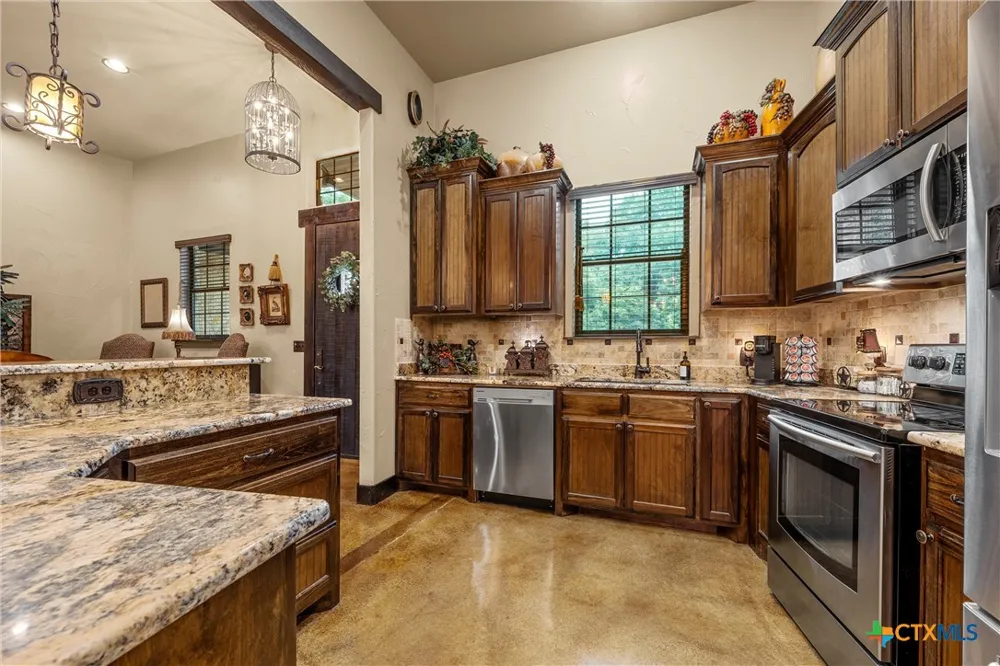 139 Silver Valley Waco, TX 76705
