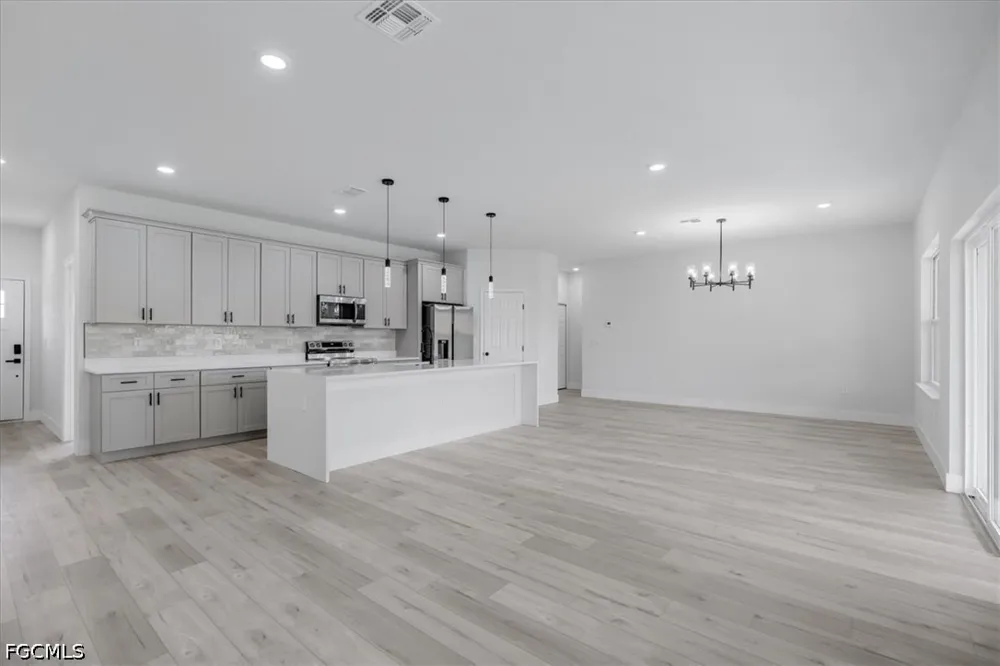 Monza Drive Sebring, FL 33872