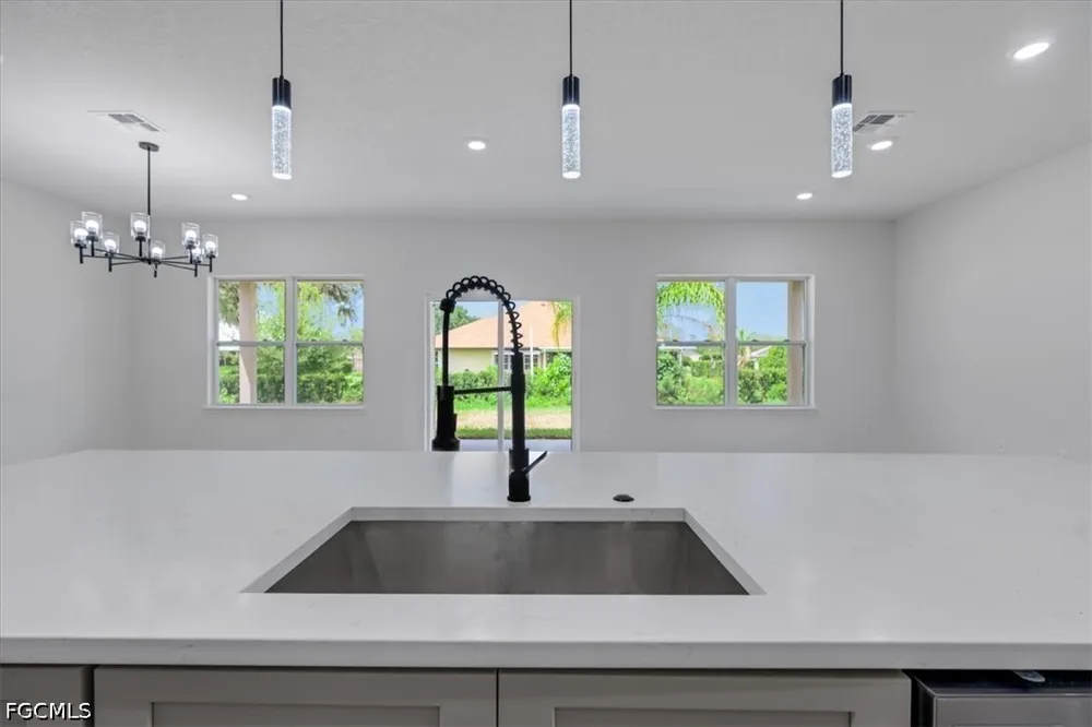 Monza Drive Sebring, FL 33872