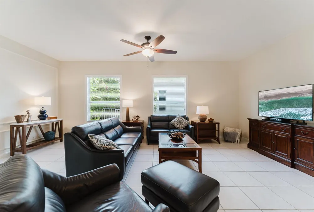 5649 NW 106TH WAY Coral Springs, FL 33076