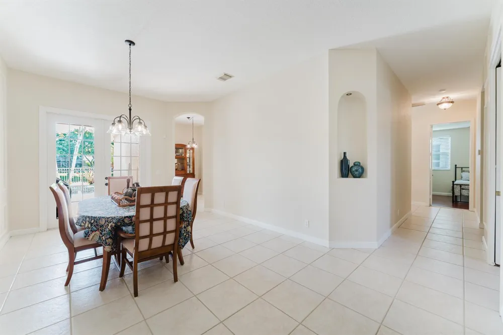 5649 NW 106TH WAY Coral Springs, FL 33076