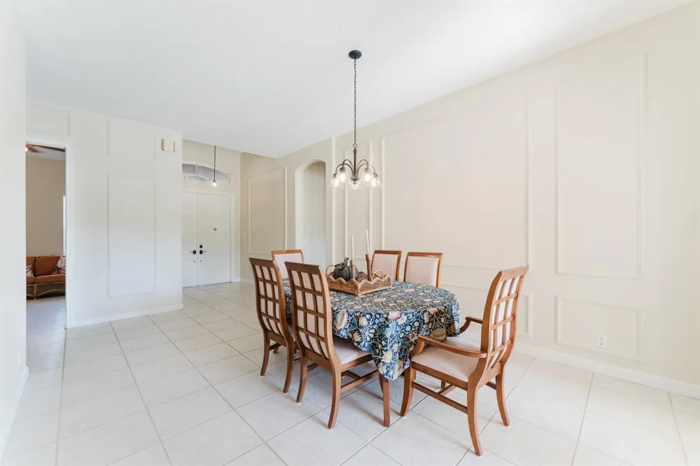 5649 NW 106TH WAY Coral Springs, FL 33076