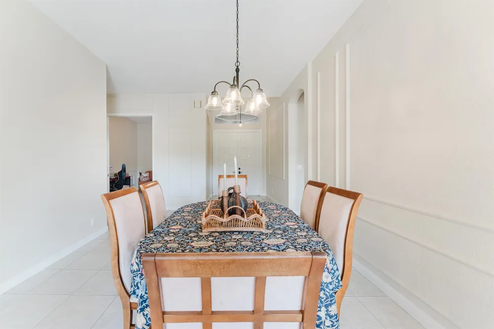 5649 NW 106TH WAY Coral Springs, FL 33076