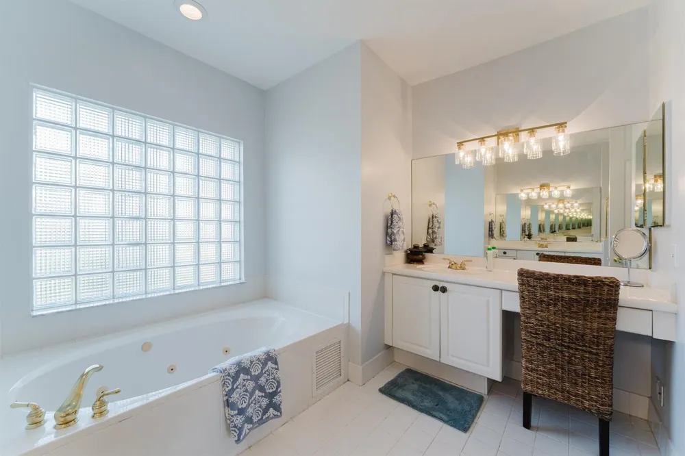 5649 NW 106TH WAY Coral Springs, FL 33076