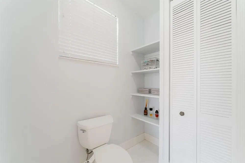5649 NW 106TH WAY Coral Springs, FL 33076