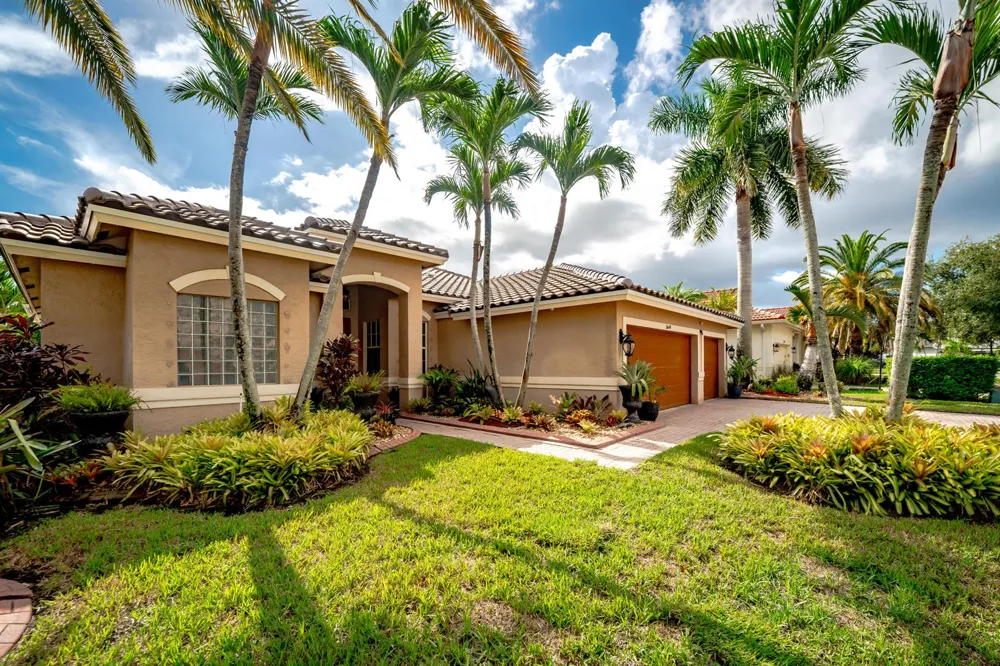 5649 NW 106TH WAY Coral Springs, FL 33076