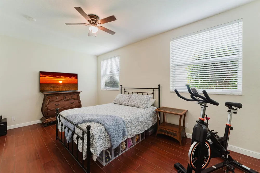5649 NW 106TH WAY Coral Springs, FL 33076