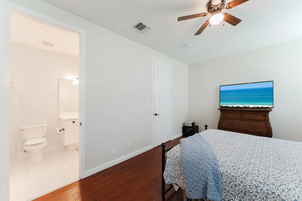 5649 NW 106TH WAY Coral Springs, FL 33076