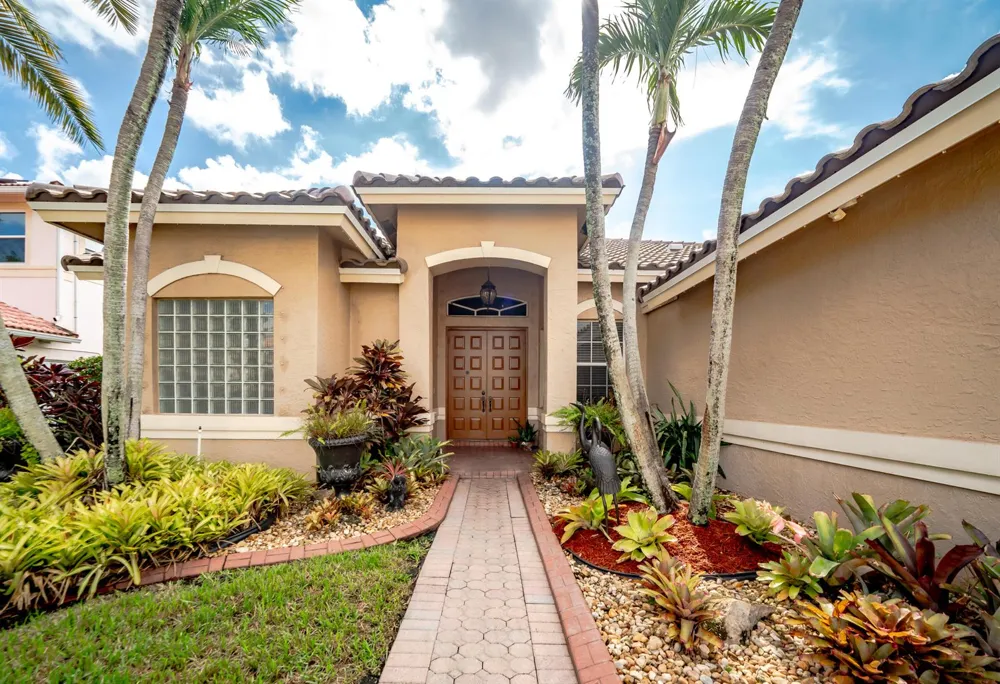5649 NW 106TH WAY Coral Springs, FL 33076