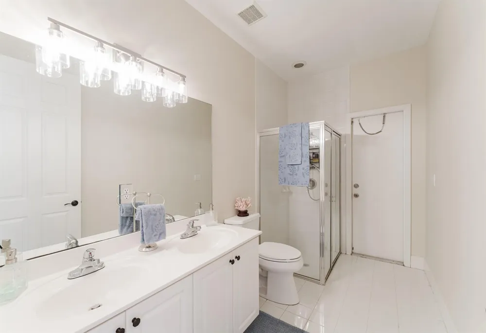 5649 NW 106TH WAY Coral Springs, FL 33076