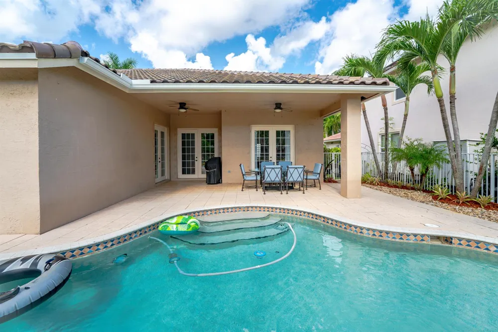 5649 NW 106TH WAY Coral Springs, FL 33076