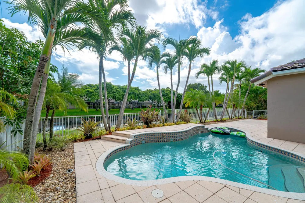 5649 NW 106TH WAY Coral Springs, FL 33076