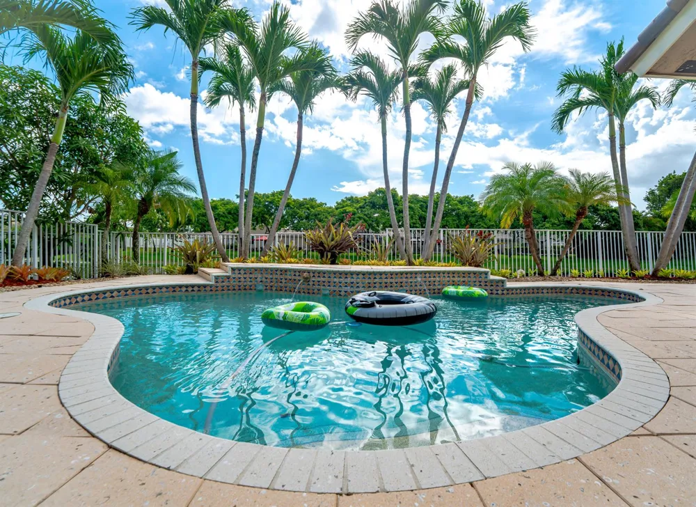 5649 NW 106TH WAY Coral Springs, FL 33076