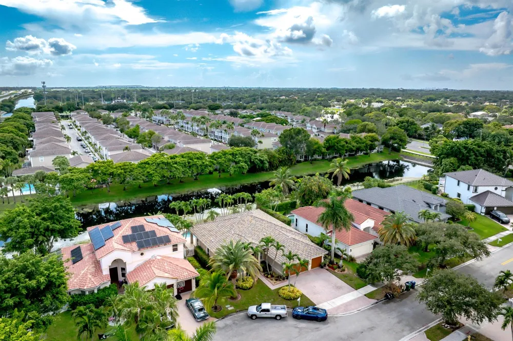 5649 NW 106TH WAY Coral Springs, FL 33076