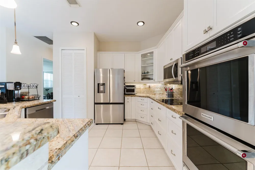 5649 NW 106TH WAY Coral Springs, FL 33076