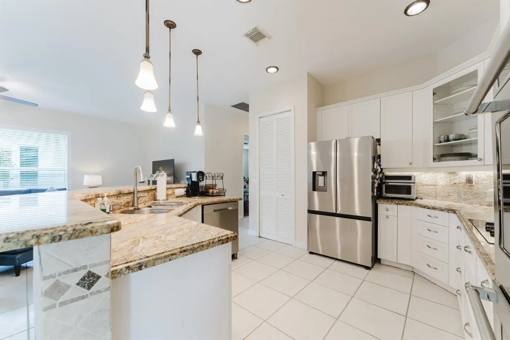 5649 NW 106TH WAY Coral Springs, FL 33076