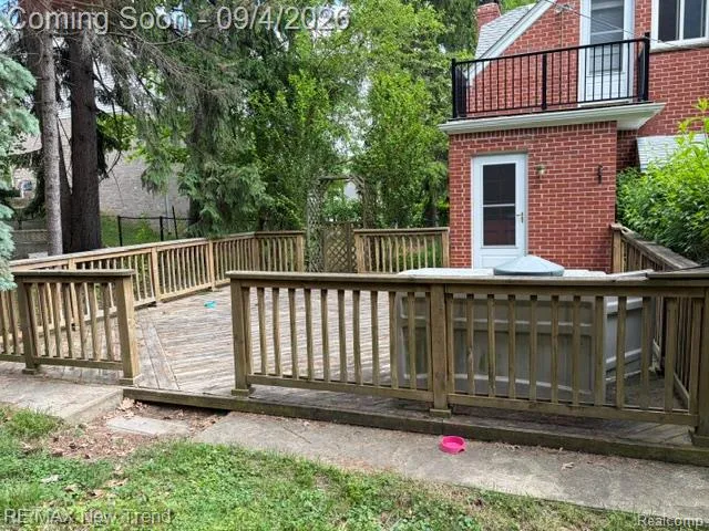 8715 Wayne Road Westland City, MI 48185