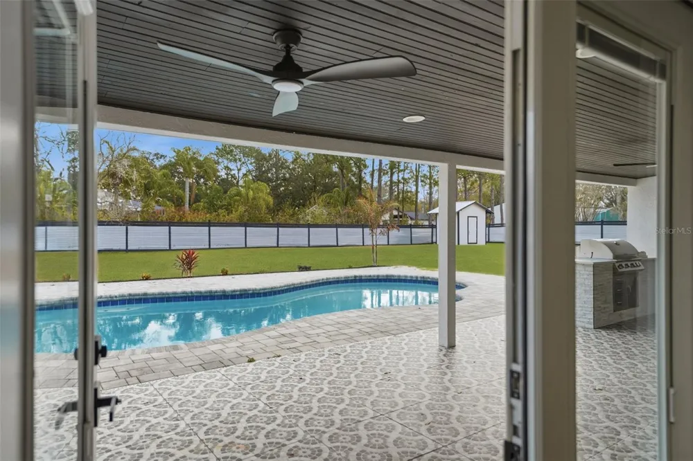 2338 MEADOWBROOK DRIVE Lutz, FL 33558