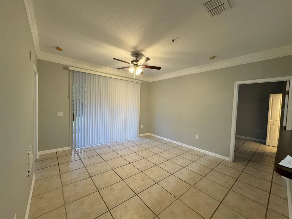 12831 MADISON POINTE CIRCLE #104 Orlando, FL 32821